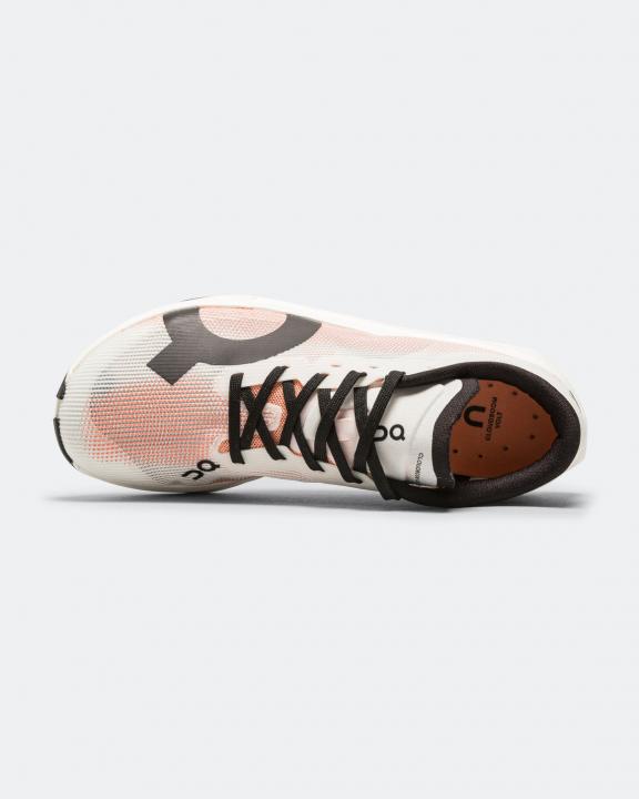 On CloudBoom Volt white orange