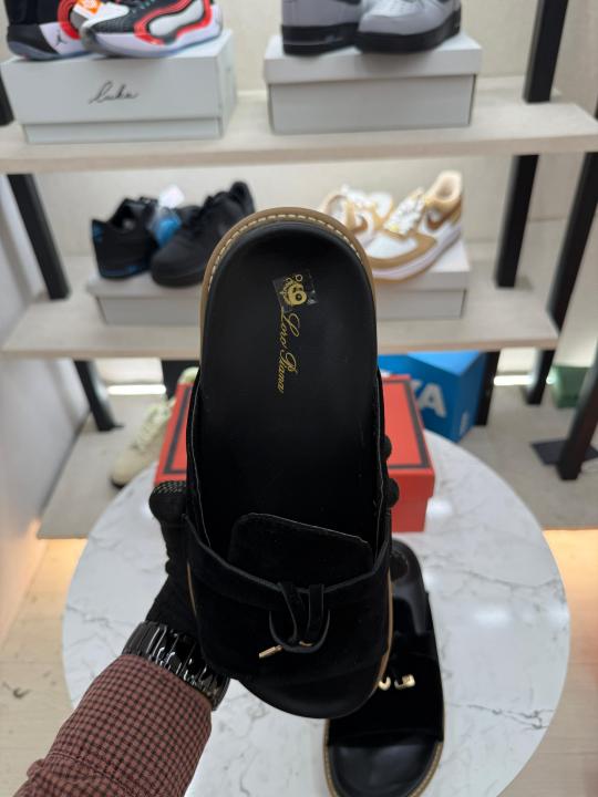 Loro piana Summer charms black slide