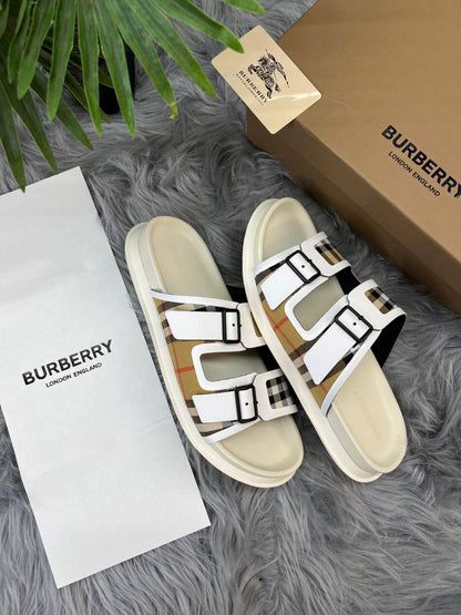 _Burbery_Checkered Double White Premium Slides