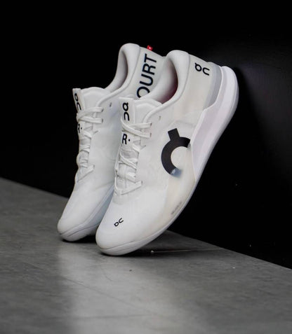 ON RUNNING THE ROGER PRO 3 WHITE GREY