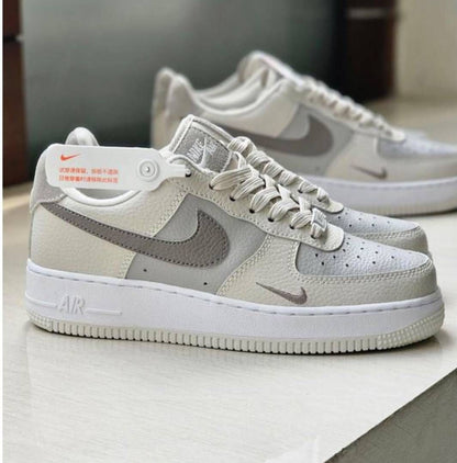 NIKKE AIRFORCE 1 OREWOOD BROWN IRONSTONE