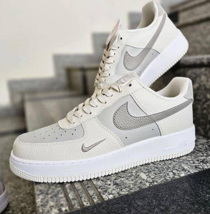 NIKKE AIRFORCE 1 OREWOOD BROWN IRONSTONE