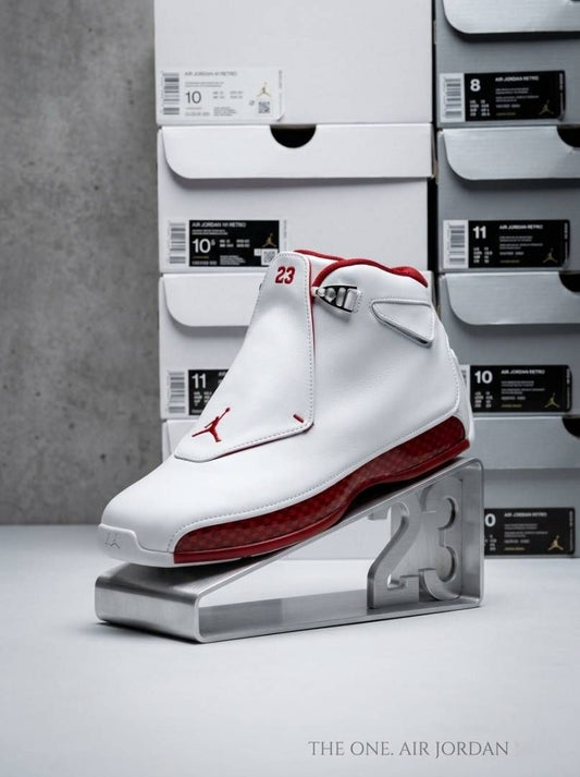 NIKKE AIR JORDAN 18 OG WHITE RED