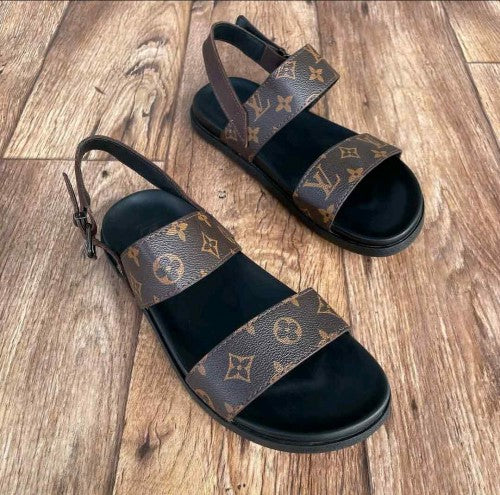 LOUIIS VUITTON BROWN SANDEL