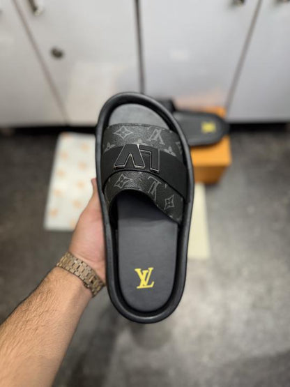 LOUI.S VUITTON LV LOGO PREMIUM SLIDE BLACK GREY 008