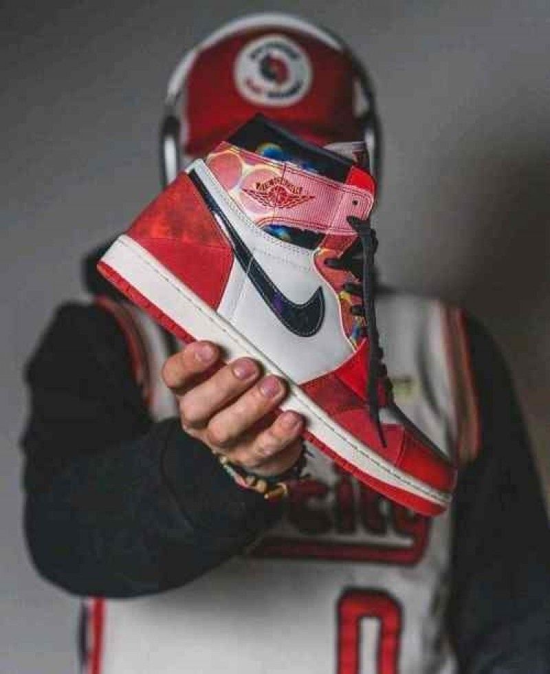 Jordan retro 1 High OG SpiderMan Across the Spider-Verse semi ua