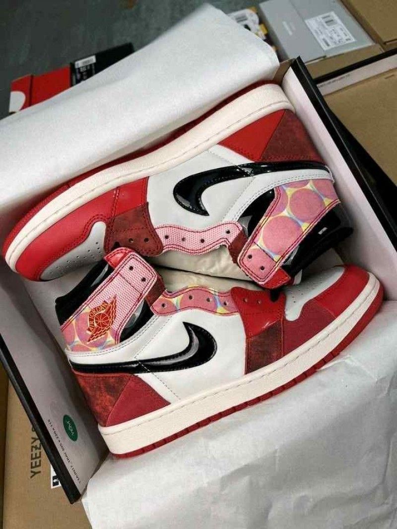 Jordan retro 1 High OG SpiderMan Across the Spider-Verse semi ua