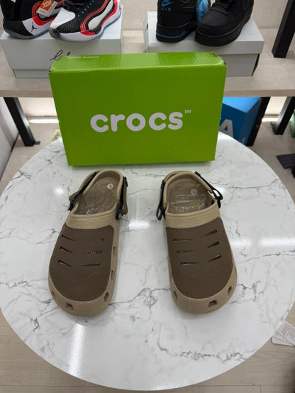CROC S YUKOON LITE BROWN CLOG