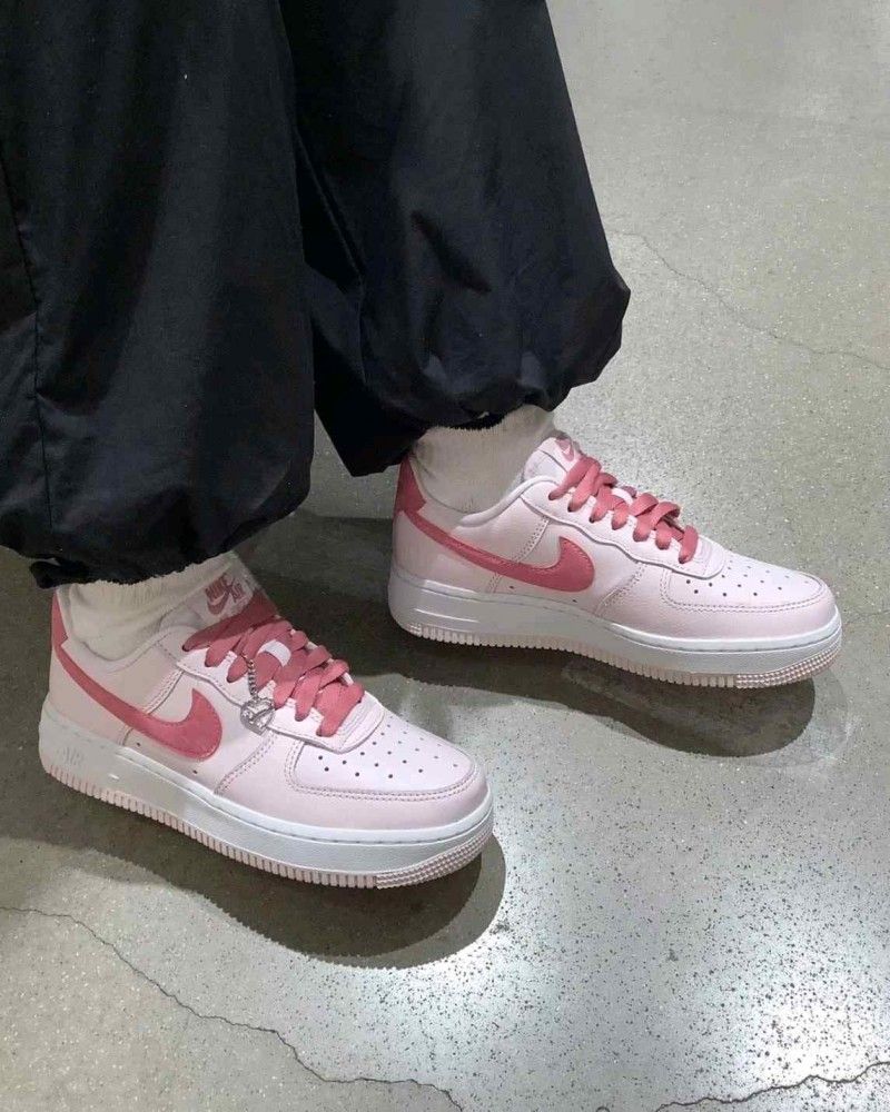 Nikkee AIRFORCE 1 LOW Valentines Day PEARL PINK for her