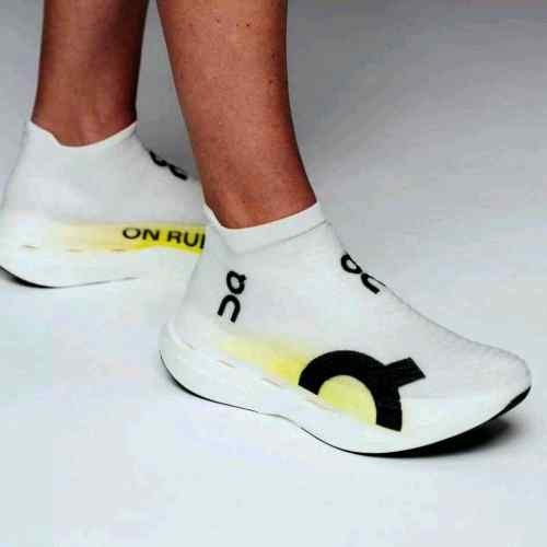 On Cloudboom Strike LS White Yellow