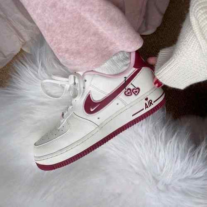 Nikee Airforce 1 Low Valentines Day for her
