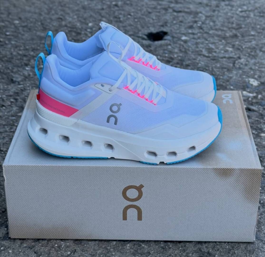 On Cloud x Nova Running White blue