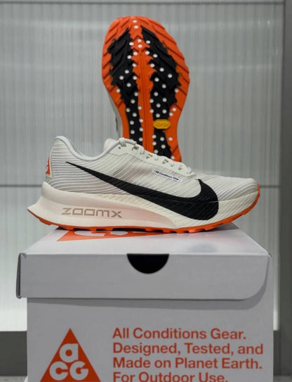 Nik ACG Ultrafly Trail Runnig White