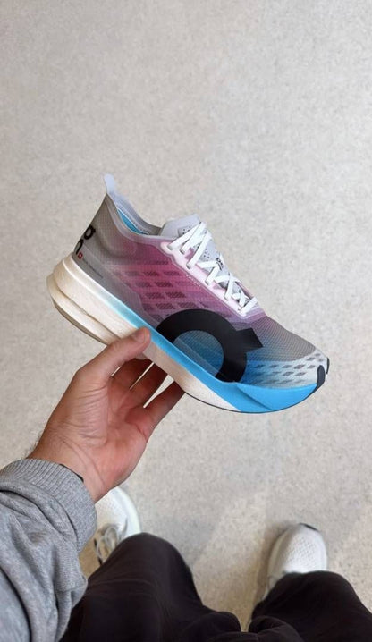 On CloudBoom Strike Horizon Blue Multi