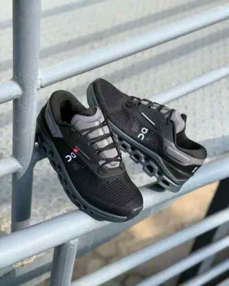on Cloud stratus 3 - Black