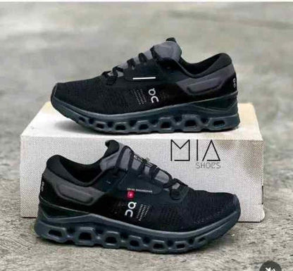 on Cloud stratus 3 - Black