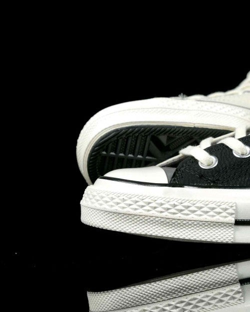 conversee x dungeons dragons chuck 70 hi sneaker
