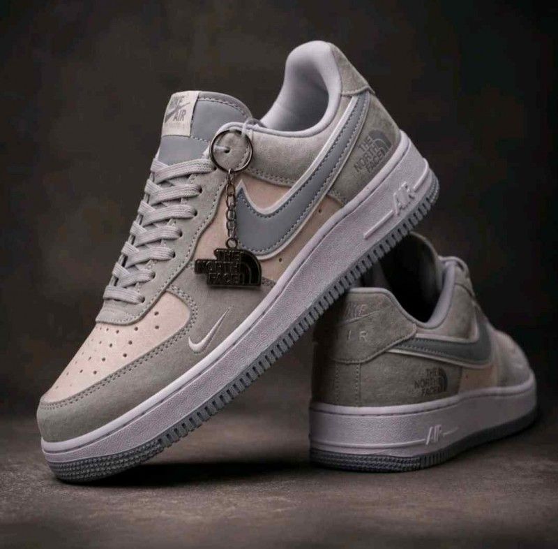 NIKKEE AIRFORCE 1 LOW X The North Fase Suede