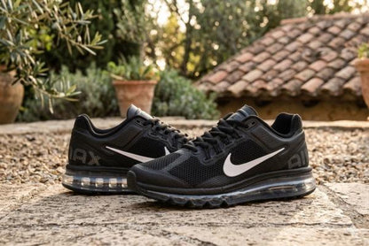 Nik.e Air Max 2013 black
