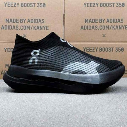 ON CLOUDBOOM STRIKE LS BLACK GREY