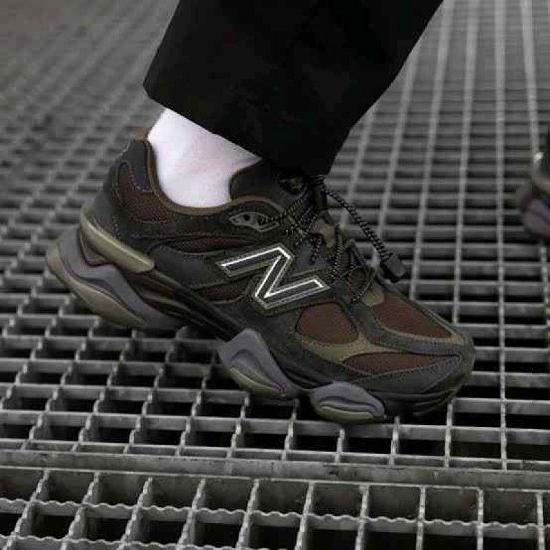 Neww balanee 9060 Blacktop Dark Moss