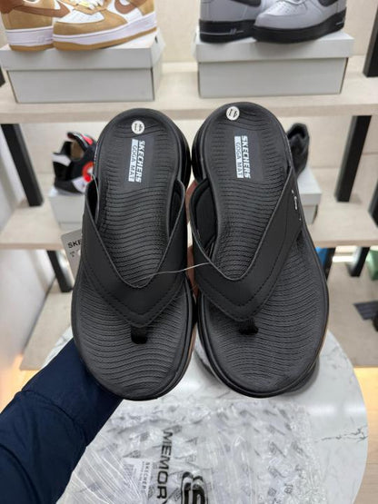 Skecher.s premium flip flop
