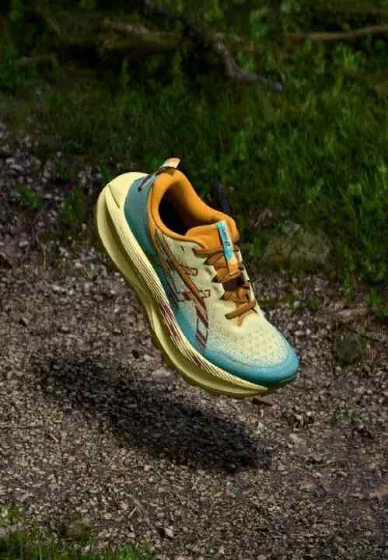 asiccss Trabuco Max 4 WHEAT YELLO