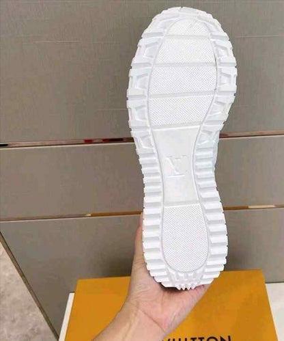 Louise vuitton Run Away Sneaker Monogram Embossed Leather White