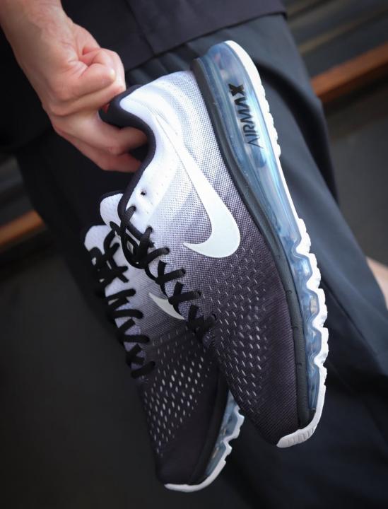 Nik.e Air Max 2017 White Black running shoes