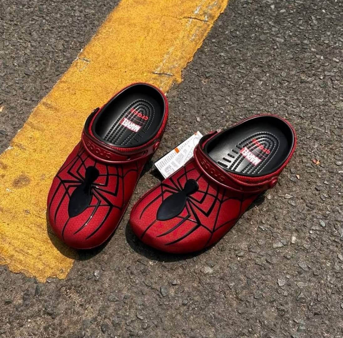 CROCCS X MARVEL RED SPIDERMAN CLOG FIX