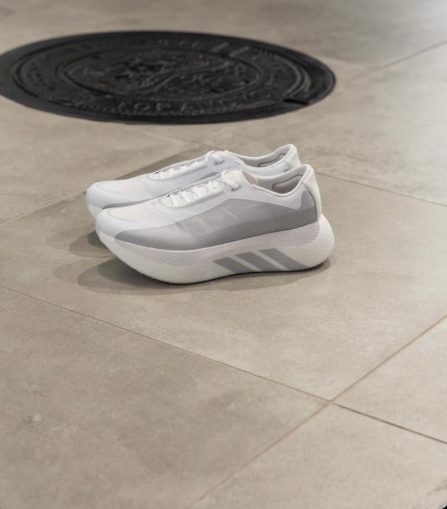 Adida.s Hyperboost edge Cloud White