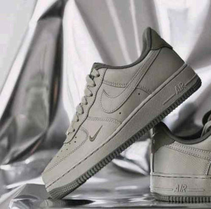 Nikkee Airforce 1 low light army