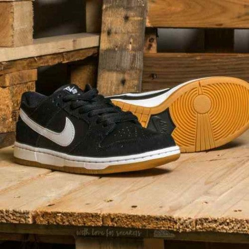 NIK.E SB DUNK LOW PRO GUM