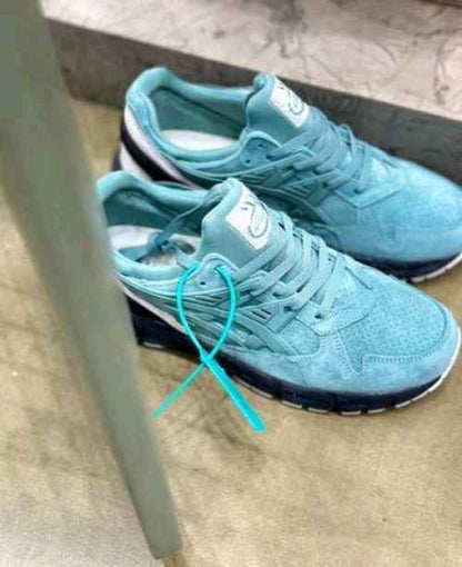 Asiccss Kayano gel 21 BIRCH SUEDE