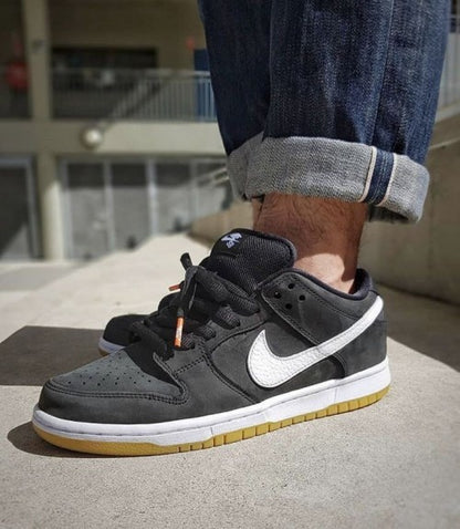 NIIKE SB DUNK LOW GUM PRO