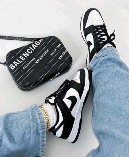 nikee sb dunk low panda for her fix