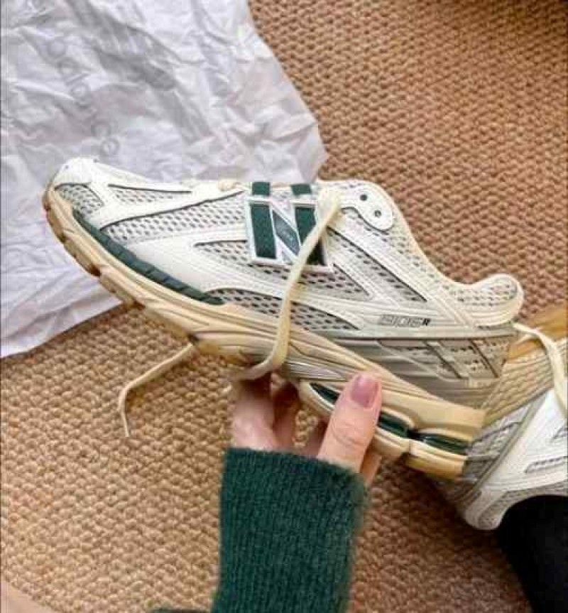 New Balencee 1906R White Green Cream