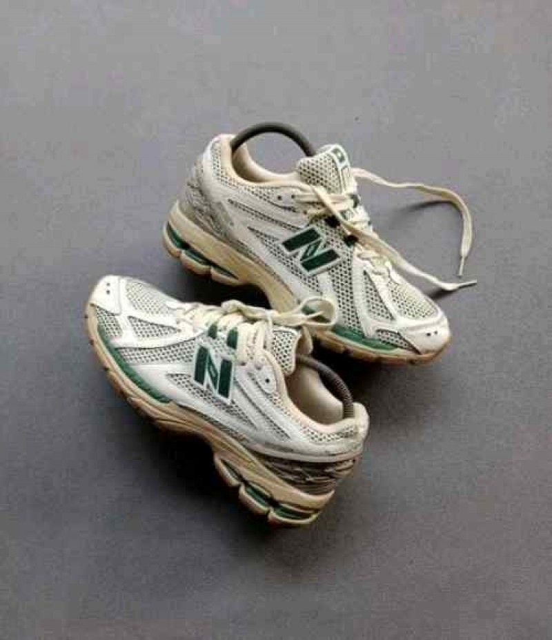New Balencee 1906R White Green Cream