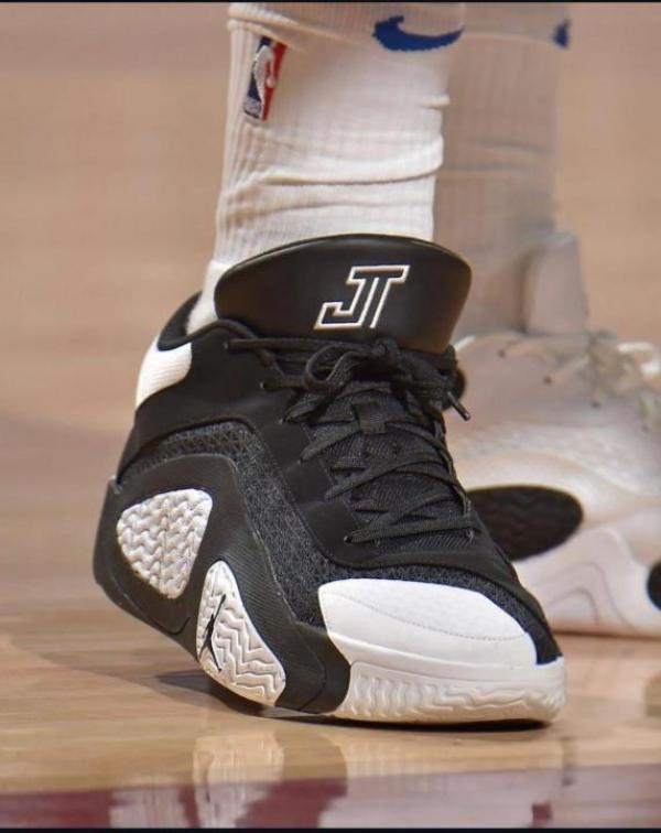 Air Jordan Tatum 2 basketball Shoe