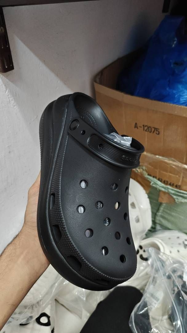 Croccs mega CRUSH CLOGS for men black