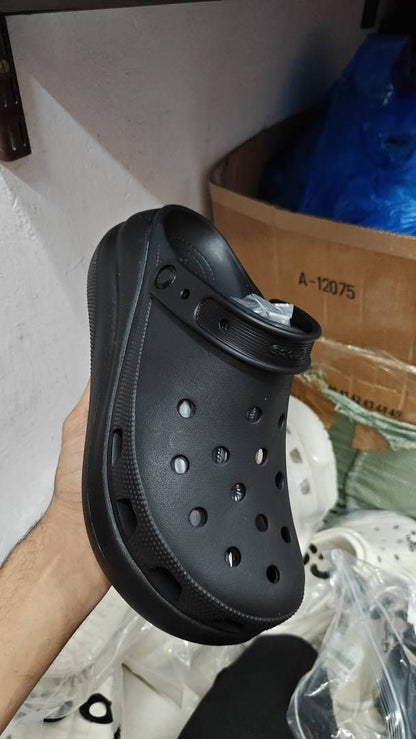 Croccs mega CRUSH CLOGS for men black
