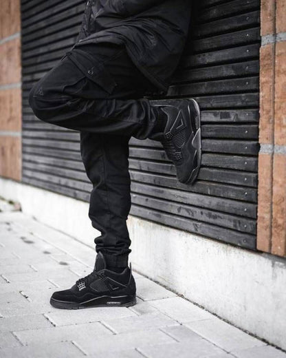 AIR JORDAN RETRO 4 BLACK CAT SEMI UA