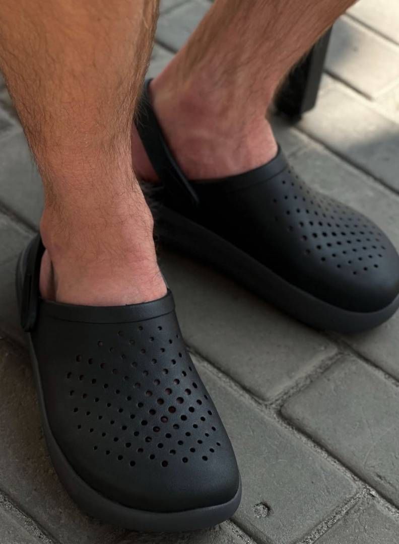 CROCCS INMOTION CLOGS SANDAL BLACK GREY