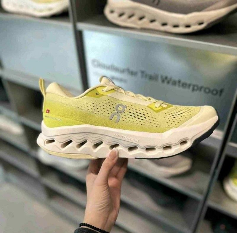 On Cloud Running Cloudsurfer Trail 2 Ivory Lime