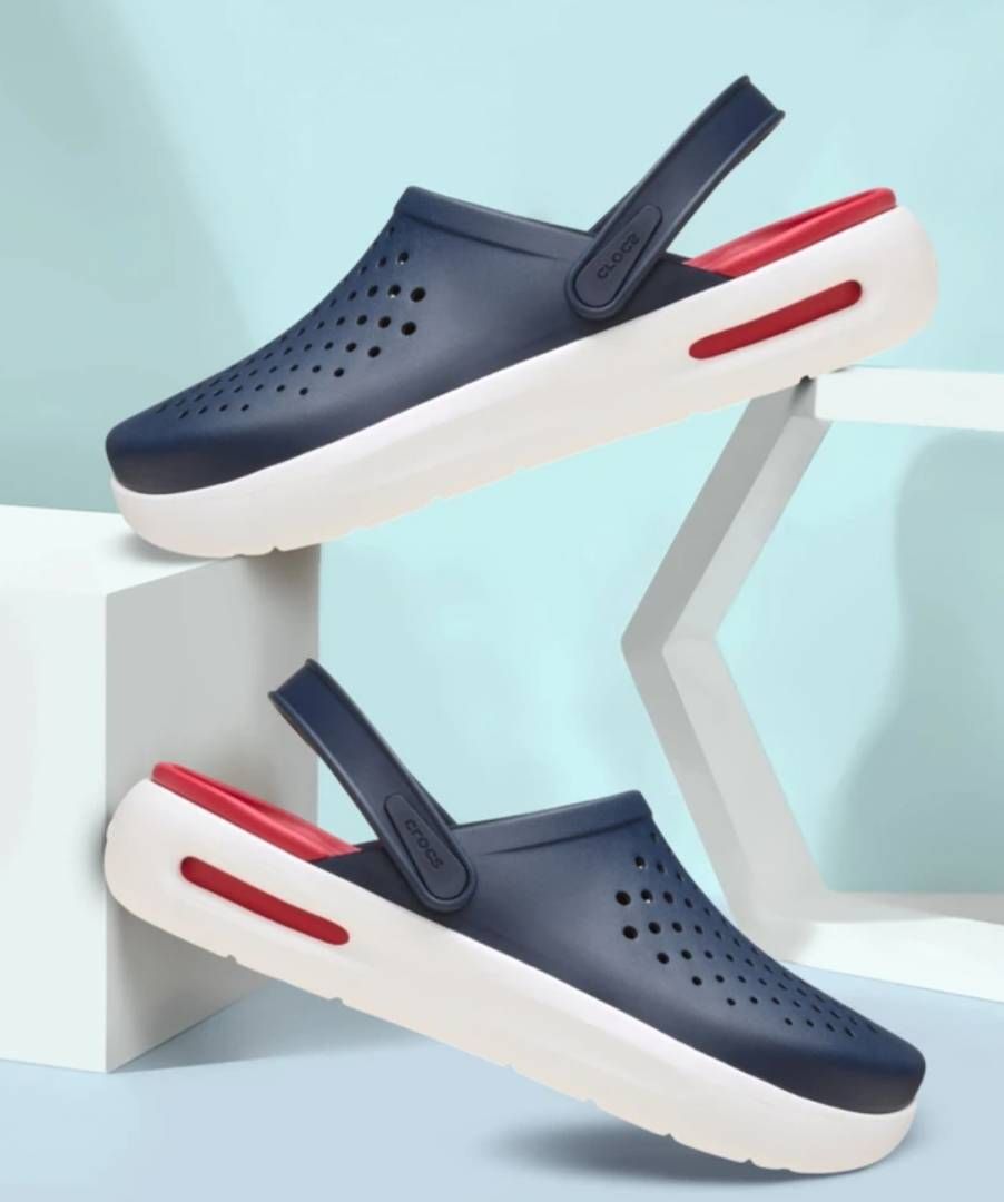 CROCCS INMOTION CLOGS SANDAL NAVY RED