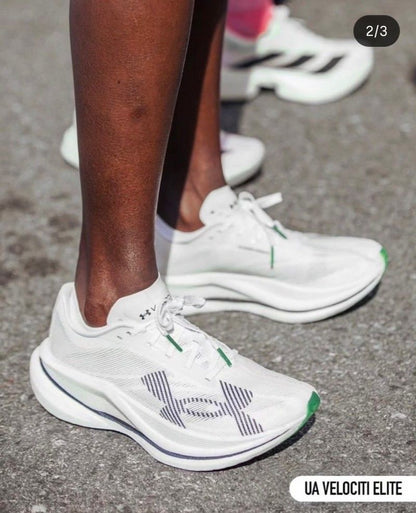 Underr Armour velociti elite 3 running shoes