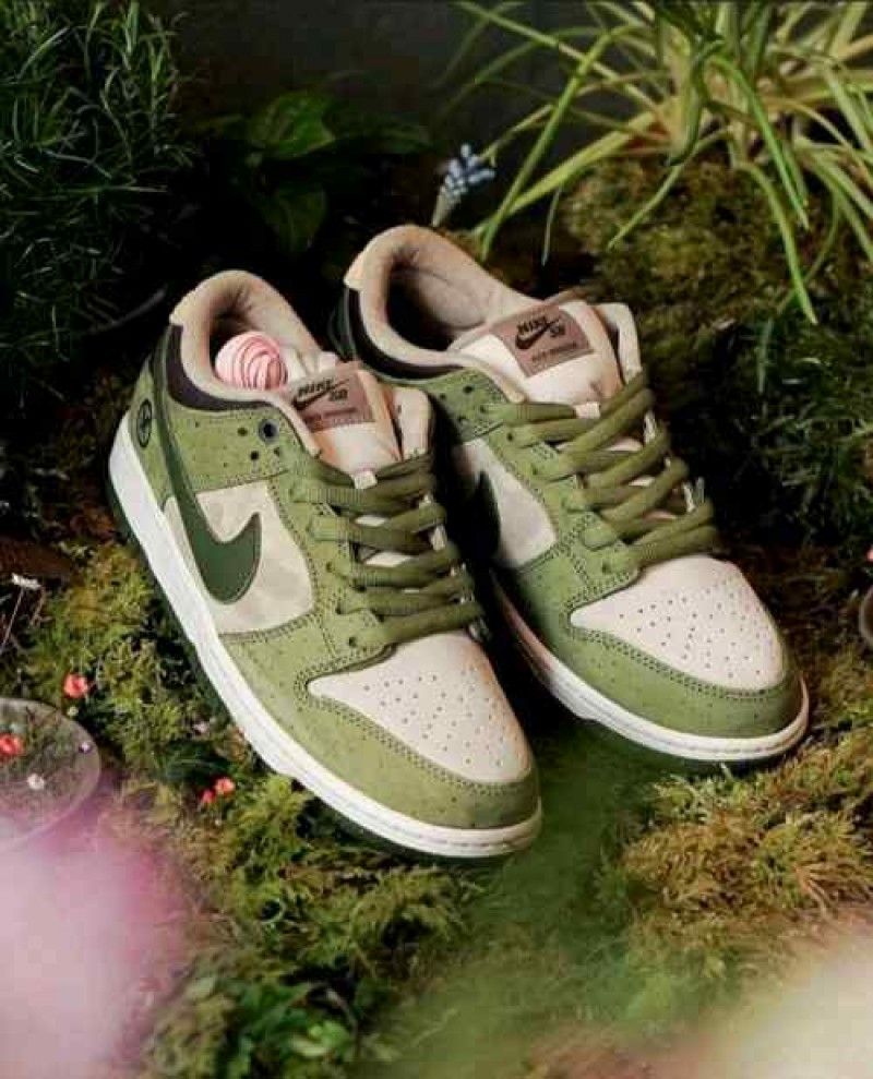 Nikkee Sb Dunk Low x Yuto Horigome Matcha