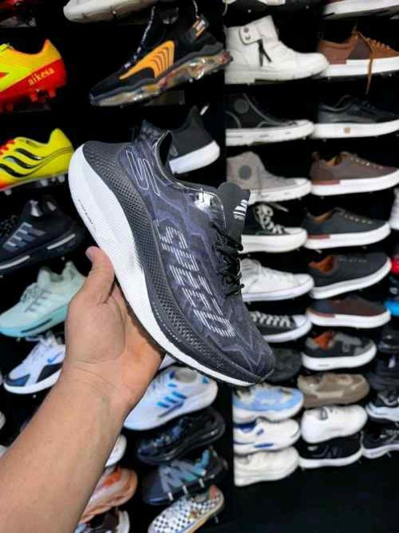 SKETCHERSS GO RUN SPEED BEAST BLACK