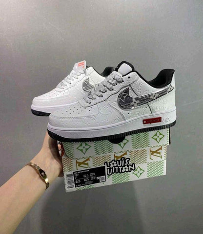 Nikkee Air Force 1 X Loiuss Vuittton Sneakers