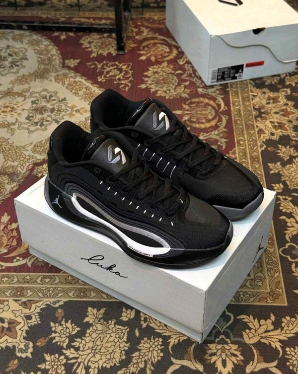 Nikkee Air Jordan Luka 4 Black White